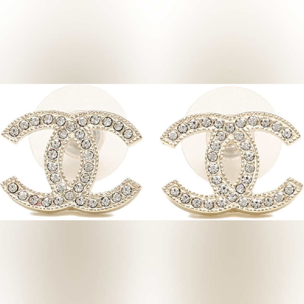 Iconic CHANEL 14V Gold Crystal CC Earrings Authentic